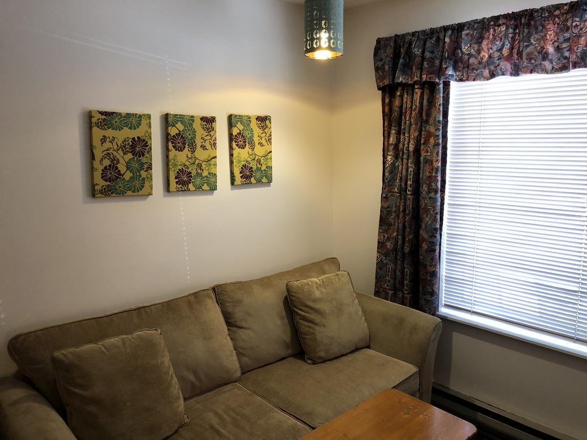 Chase Country Inn Extérieur photo