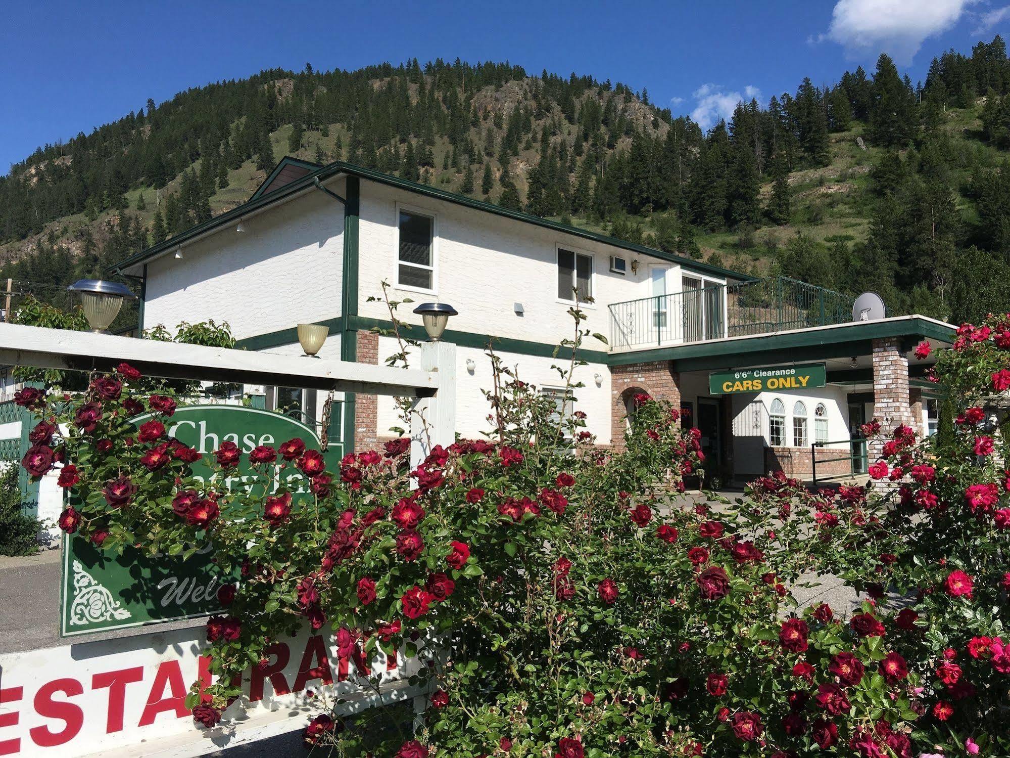 Chase Country Inn Extérieur photo